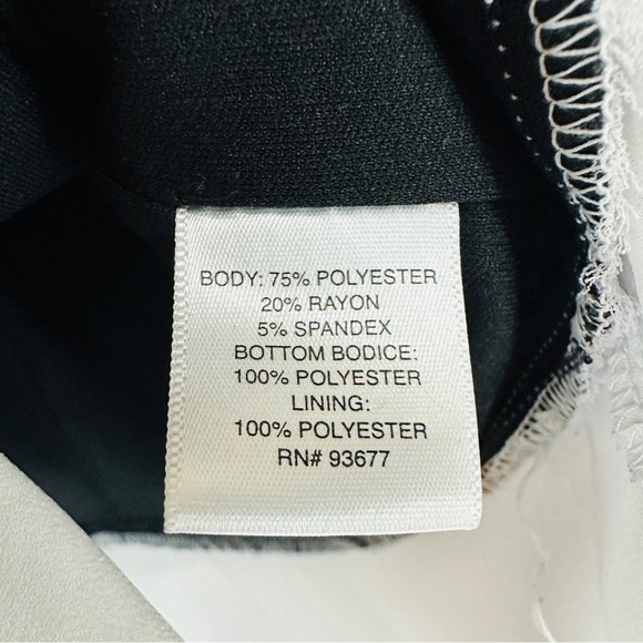 Belle Sky Two Tone Flowy Blouse Medium Black White - Picture 3 of 11